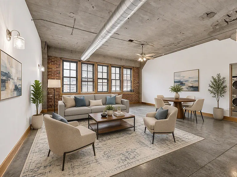 GW Lofts — Photo 5