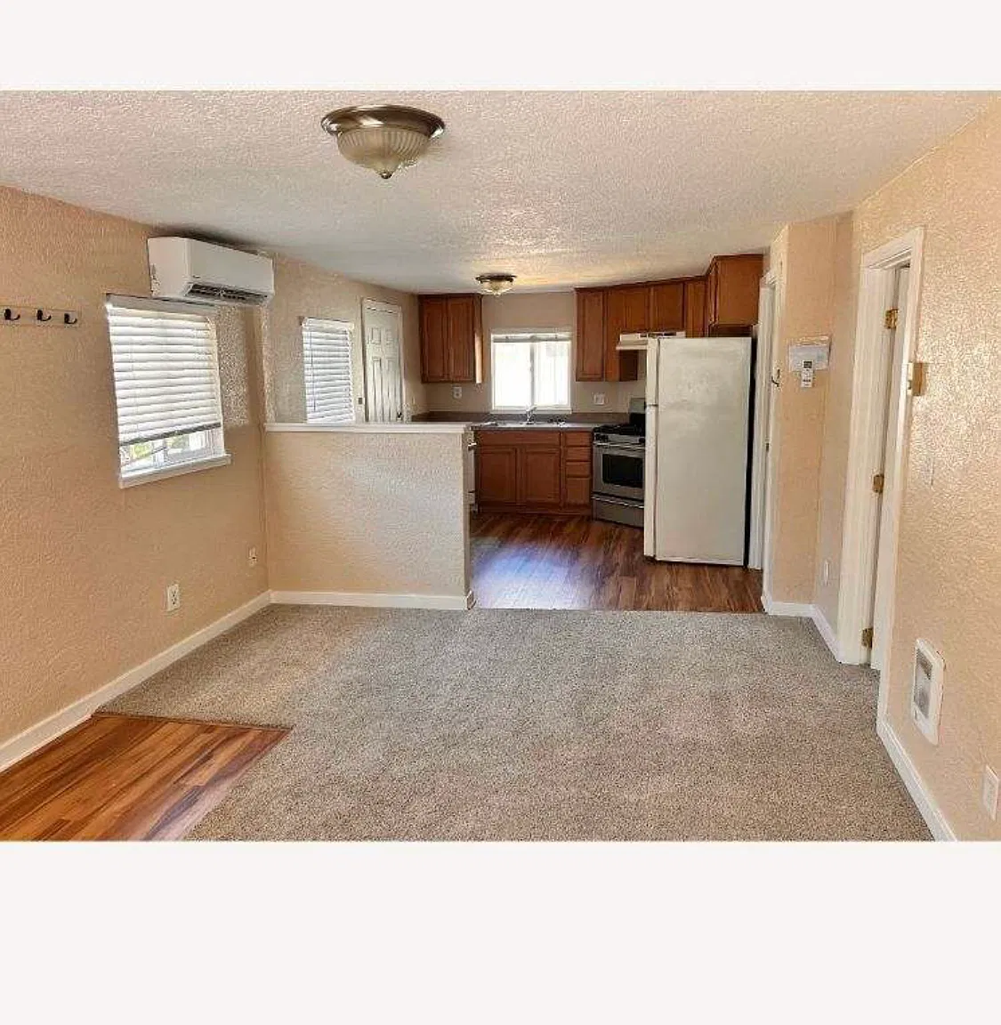2 bed, 706 sqft, $1,295 — Photo 4