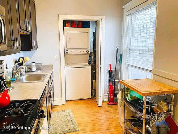 5th image of 3447-49 N Southport Ave #3595990