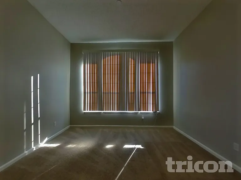 391 Summit Dr — Photo 14