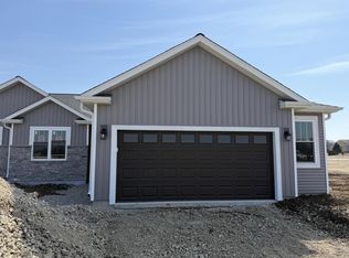 123 Resort Dr, Johnson Creek, WI