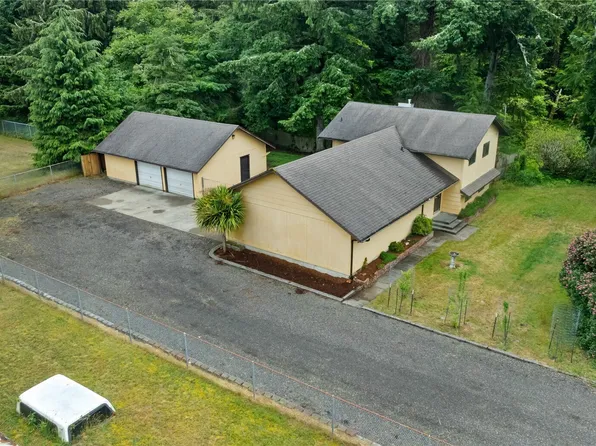 236 E Woodhill Avenue, Westport, WA 98595