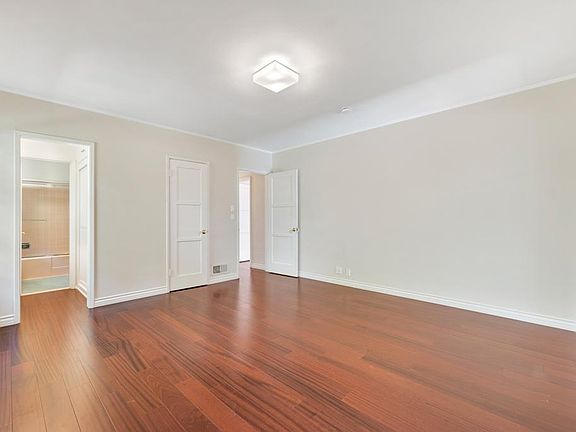 3rd image of 710 21st St