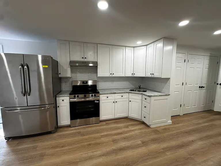 254 Maybrook Rd — Photo 4