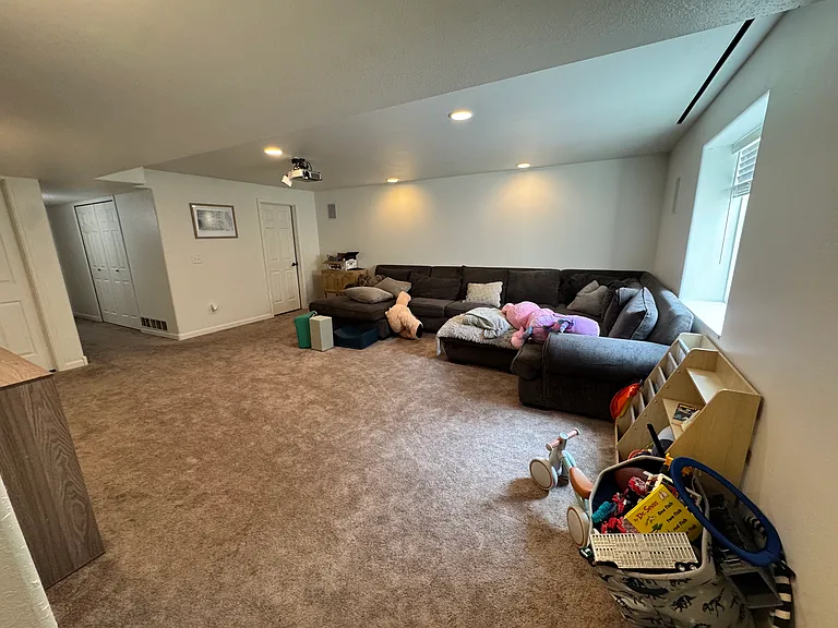 4917 S Pointe Dr — Photo 23