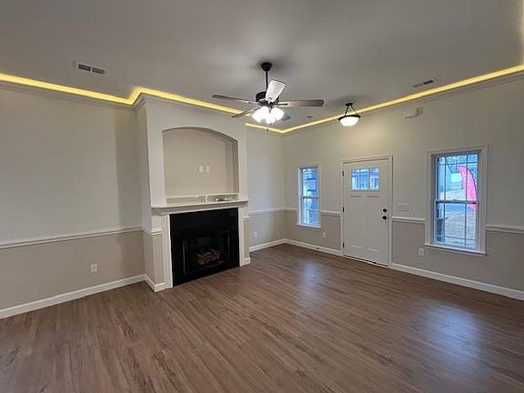 3rd image of 1133 Cleve Gosnell Ln