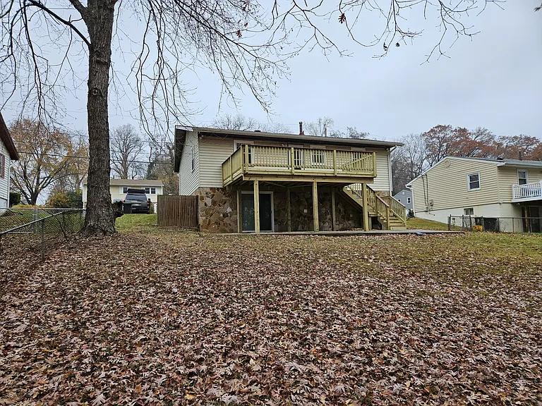 8905 Bold St — Photo 38