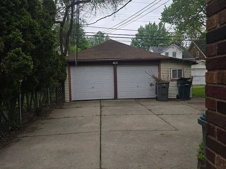 22448 Beech St #22448 — Photo 22
