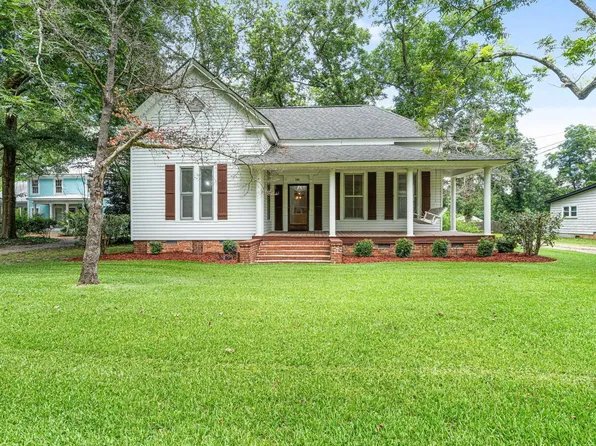 106 Howard St, Byron, GA 31008