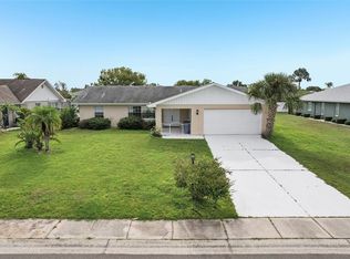 1817 N Pebble Beach Blvd, Sun City Center, FL 33573
