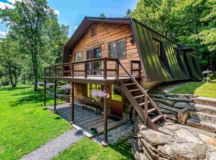 904 Weaver Rd, Huntington, VT 05462