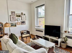 1807 S Broad St, Philadelphia, PA