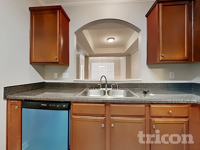 8132 Brookbend Dr — Photo 9