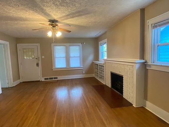 3rd image of 225 Monterey Ave