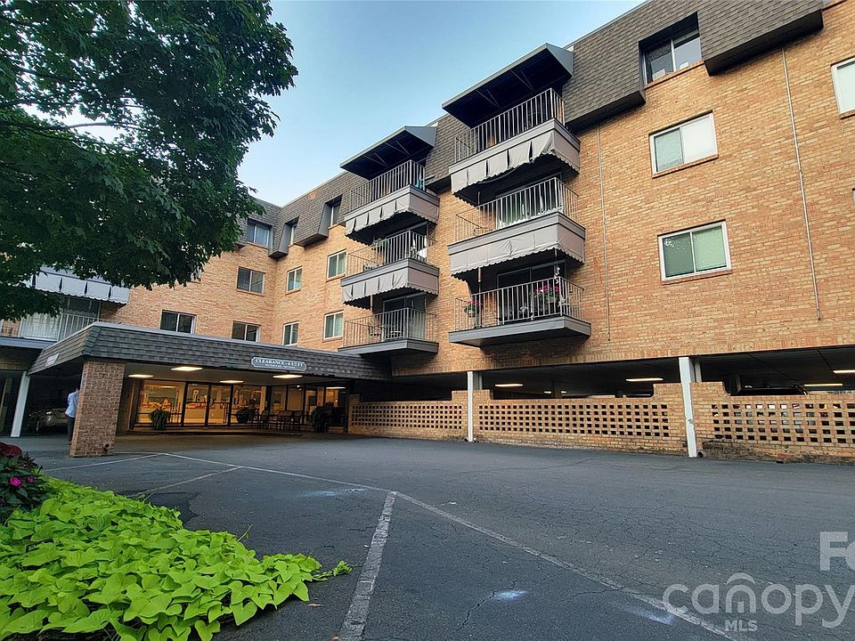 1st image of 1323 Queens Rd Unit 320
