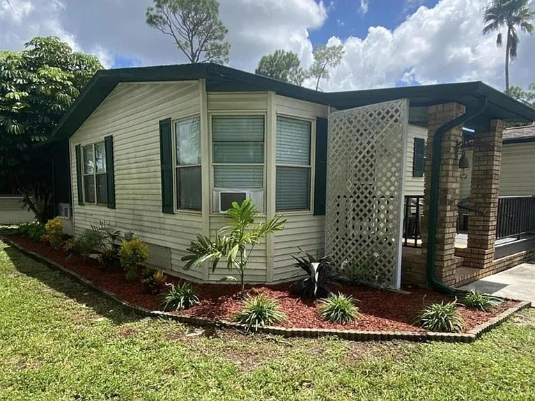 19418 Saddlebrook Ct — Photo 21