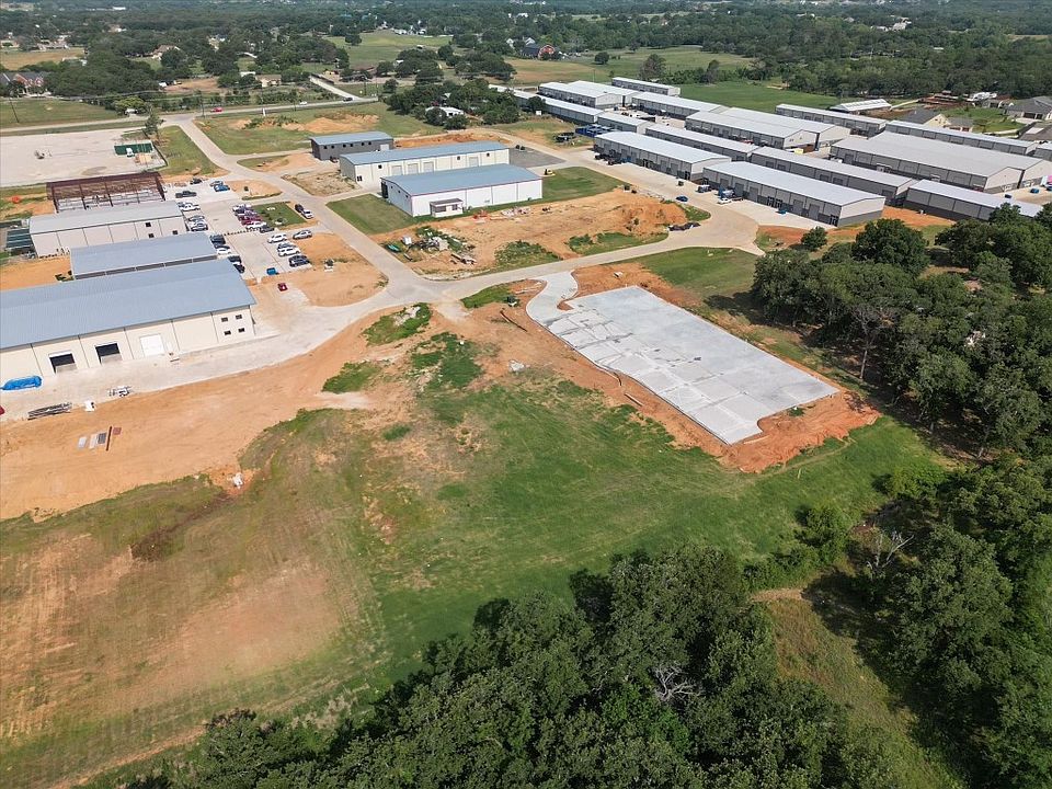 1st image of 1978 Business Park Blvd