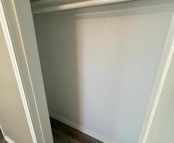909 College Ave — Photo 18