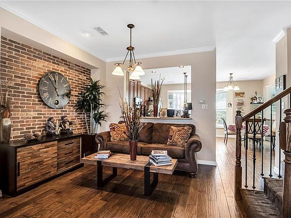 5th image of 2548 Jacobson Dr