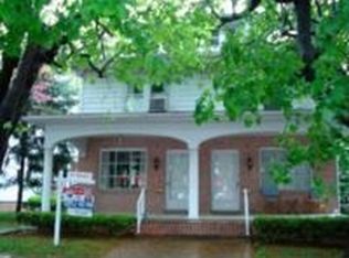 1314 E Chocolate Ave, Hershey, PA 17033