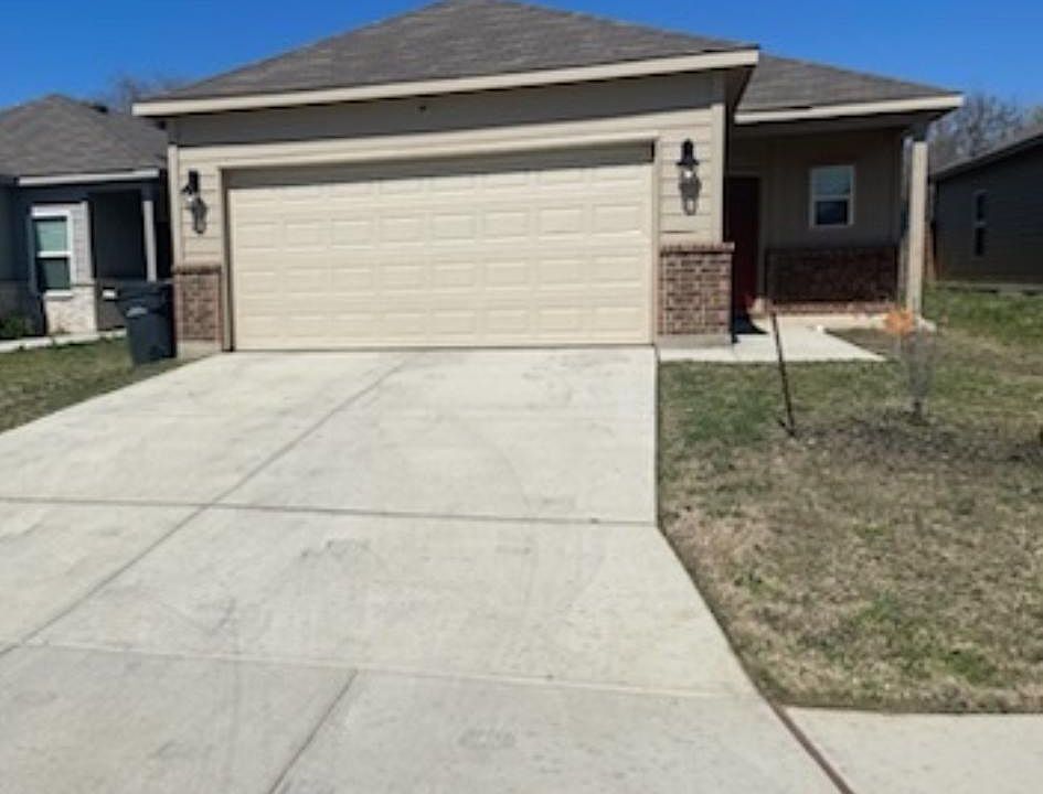 1st image of 603 Pleasanton Way