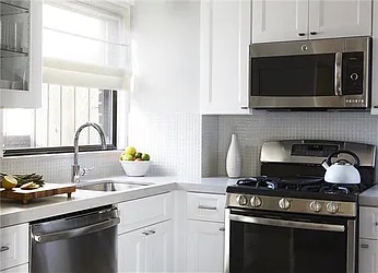 Rented by WIRE International Realty