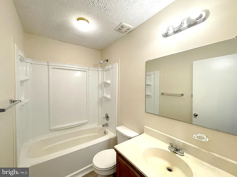 45743 Dee Ct — Photo 14