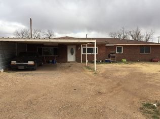601 SW 5th St, Dimmitt, TX 79027