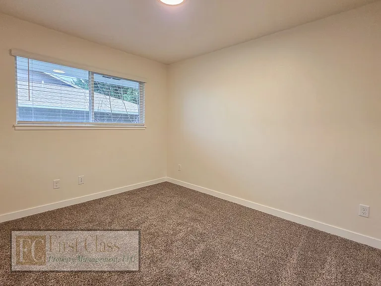 Westview Terrace — Photo 90