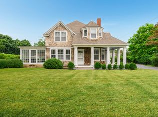 11 Walker Ave, East Quogue, NY 11942