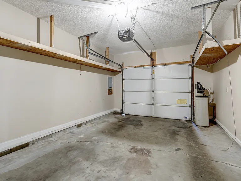 1113 Odom Ct — Photo 30
