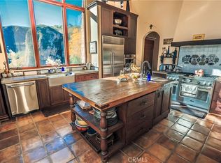 2701 Barrymore Dr, Malibu, CA 90265