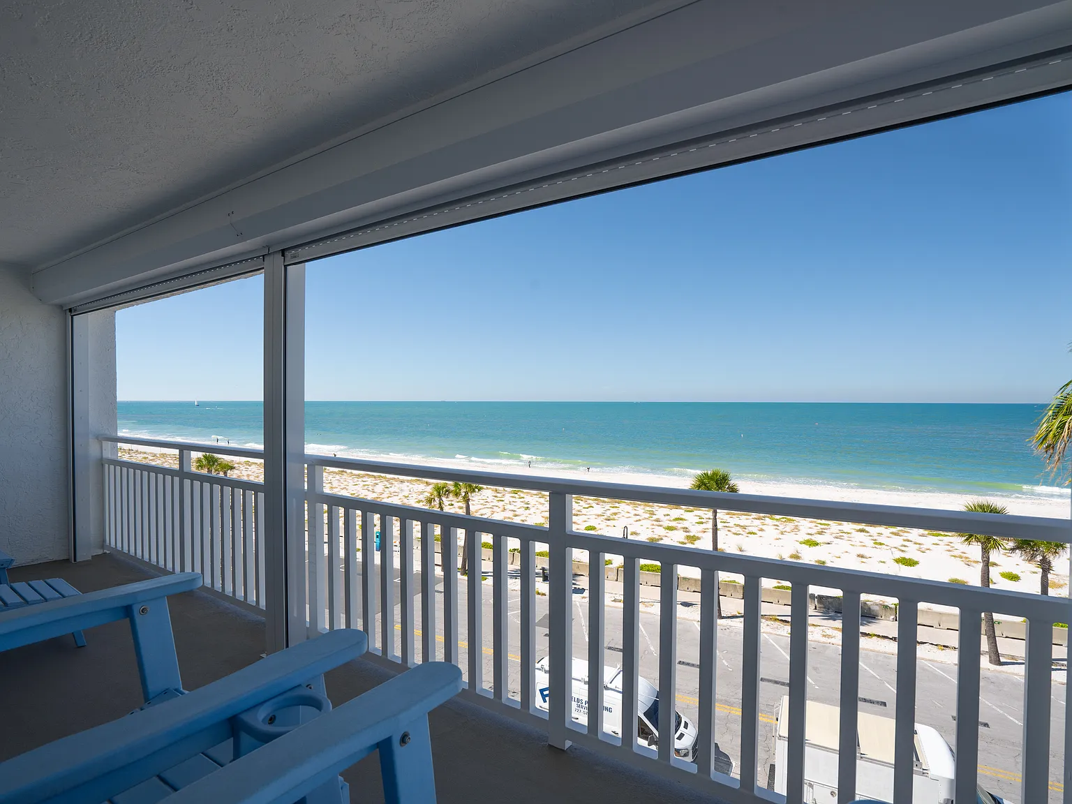 2 bed, 1340 sqft, $8,000 — Photo 2