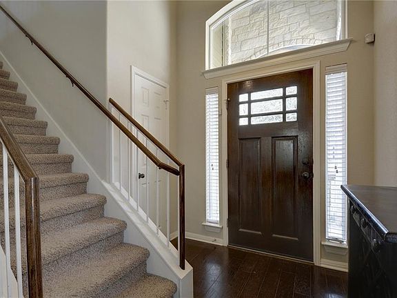 3rd image of 10300 Maydelle Dr
