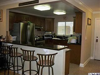 5th image of 350 Burchett St APT 103