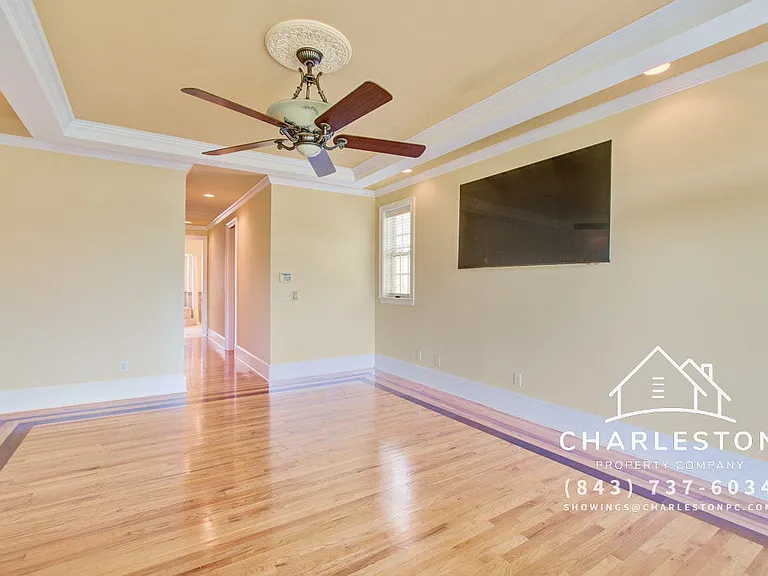 1739 Indigo Island Dr — Photo 25