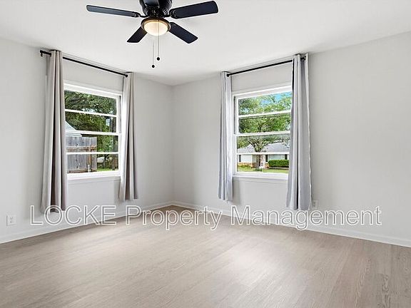 5th image of 209 Westfork Dr