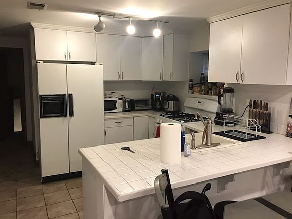 Clean White Kitchen