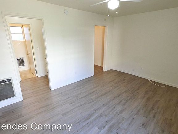 2nd image of 3602-3608 Indiana St #3606-B