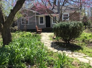 5620 Chestnut St, Bath, MI 48808