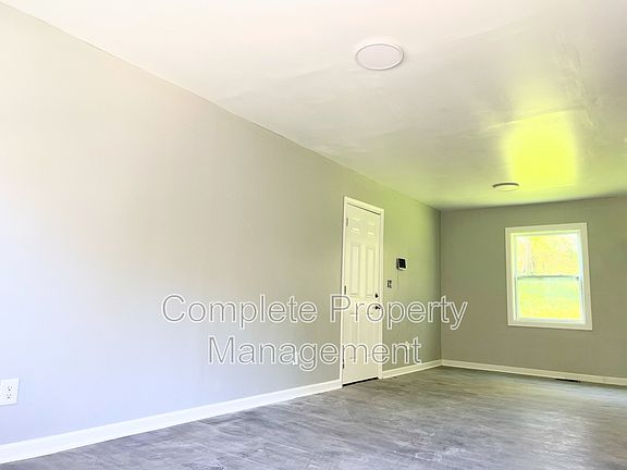 3rd image of 2432 Ishkooda Rd SW