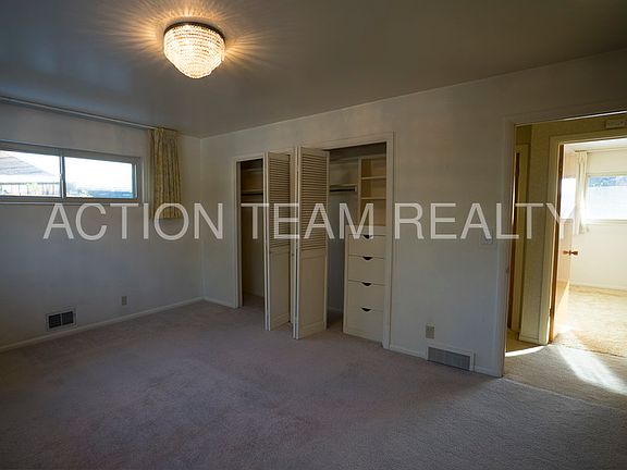 3rd image of 2327 E Arnett Dr