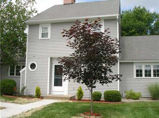 9 Lebanon Sq, Mansfield, CT 06250