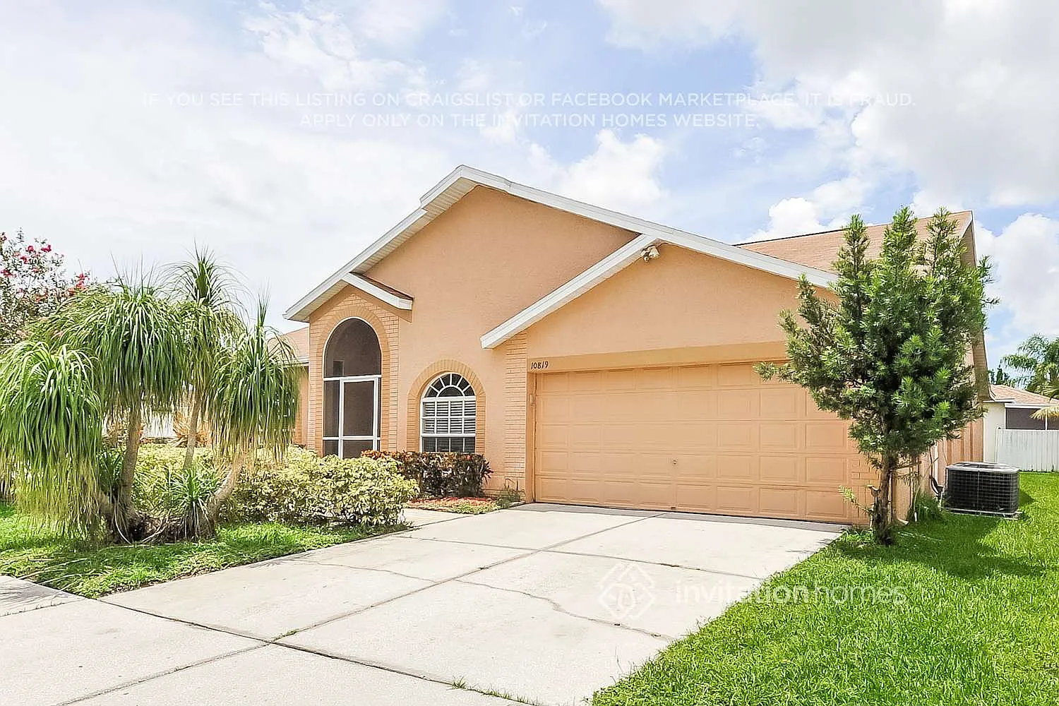 10819 Capstan Lake Dr Riverview, FL 33579 — Photo 2