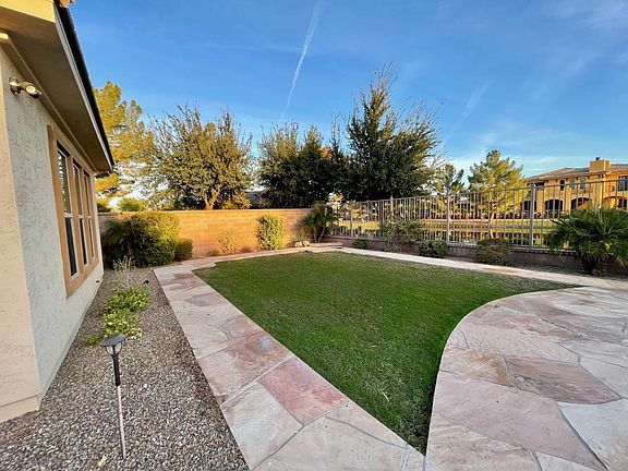5th image of 601 W Tonto Dr