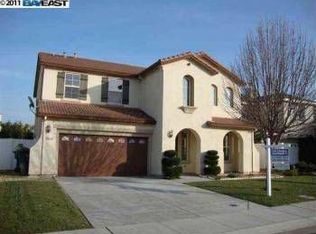 948 Valais Ln, Manteca, CA 95337
