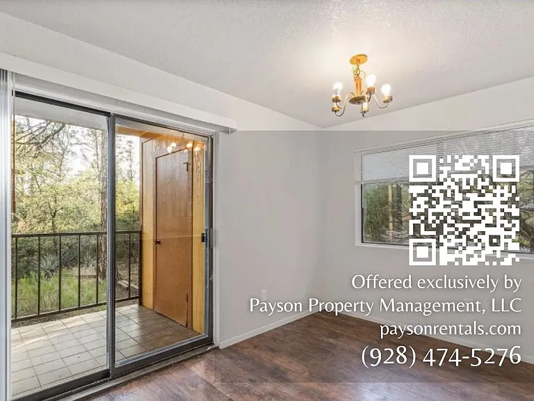 704 N Easy St #4 — Photo 6
