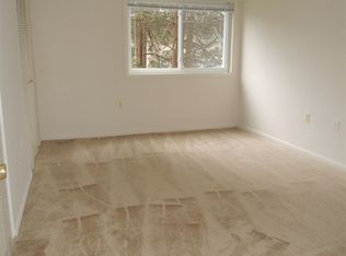 2274 Pimmit Run Ln APT 104, Falls Church, VA 22043