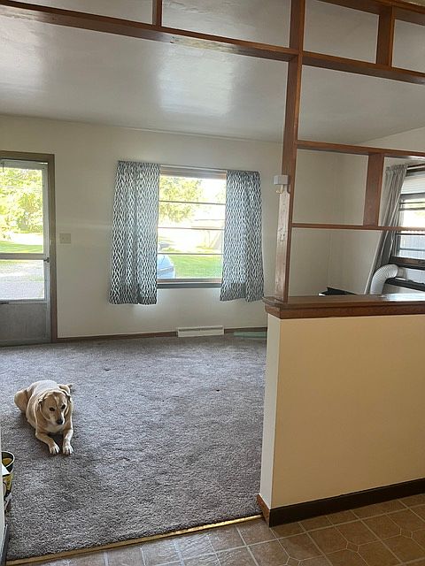 2nd image of 1133 Allen Ave #1135