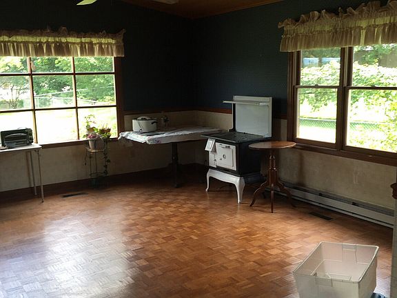 3rd image of 301 Arroyo Dr